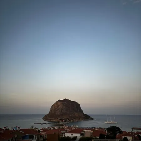 Kanelli΄s Lägenhet Monemvasía