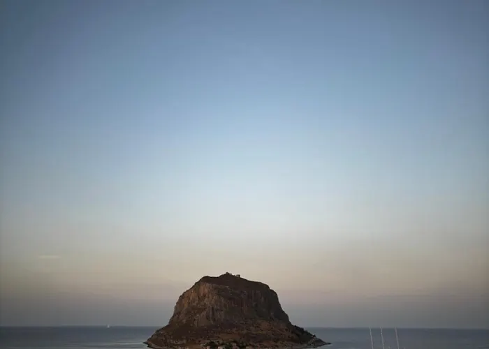 Kanelli΄s דירה מונמבאסיה